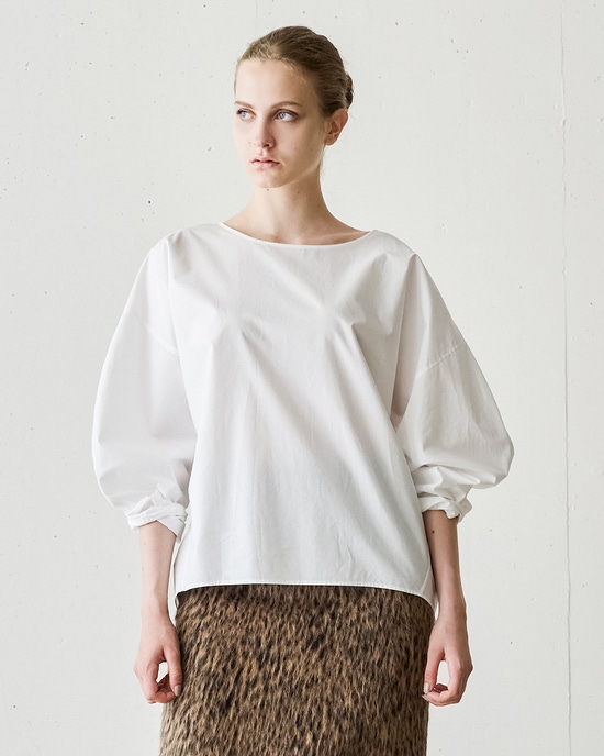 高密度タイプライター・Tブラウス