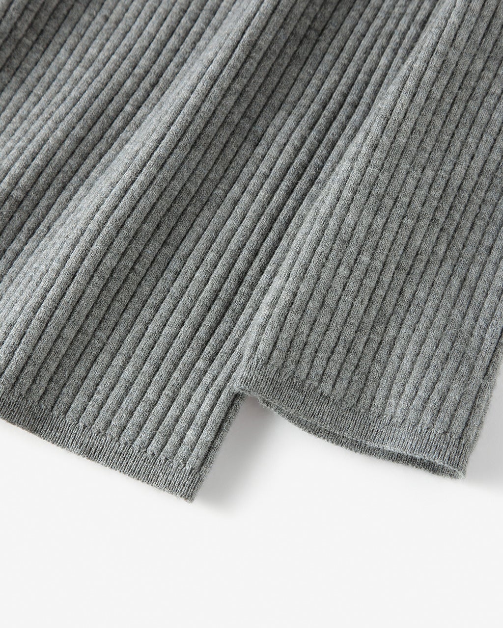 リブ編み・ハイネックセーター/40代50代からのレディースファッション 