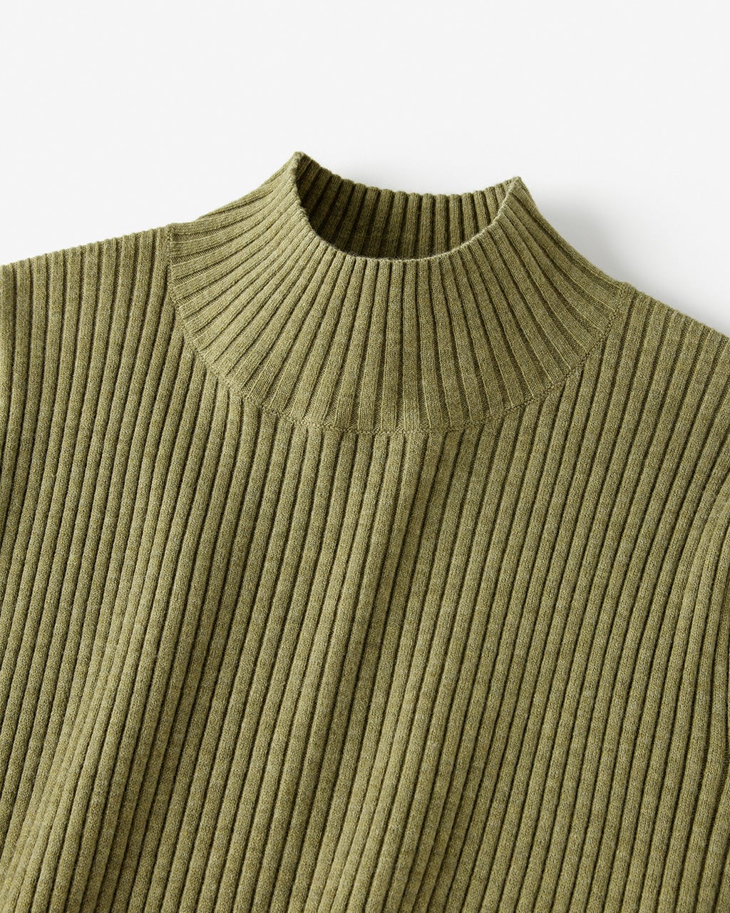 リブ編み・ハイネックセーター/40代50代からのレディースファッション 