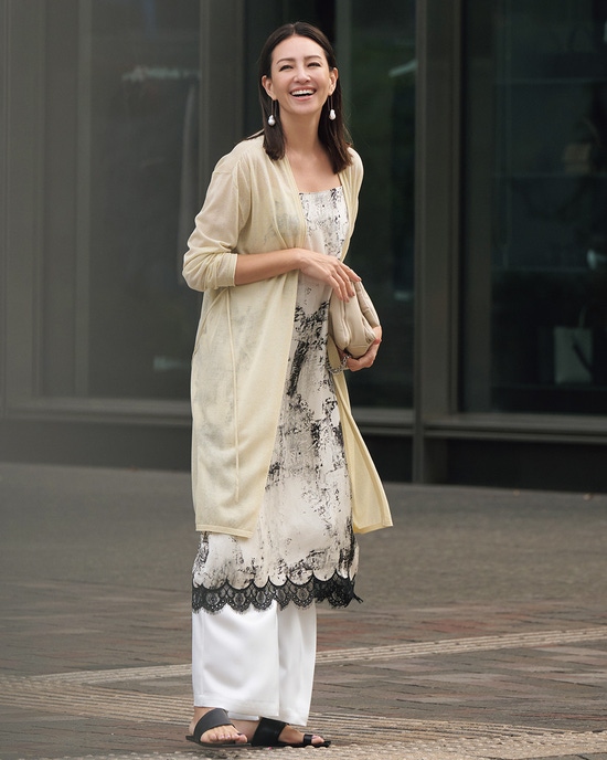 ライトシアー・ベルト付きロングカーディガン