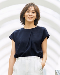 ビューティフォルム・タックプルオーバー