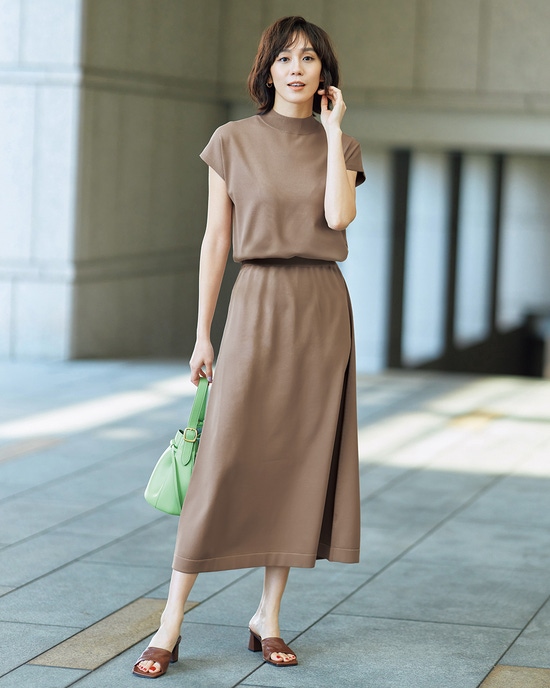 ドライタッチニット・ブラウジングワンピース