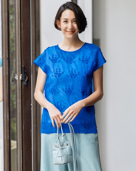 フラワー刺しゅう・シアープルオーバー