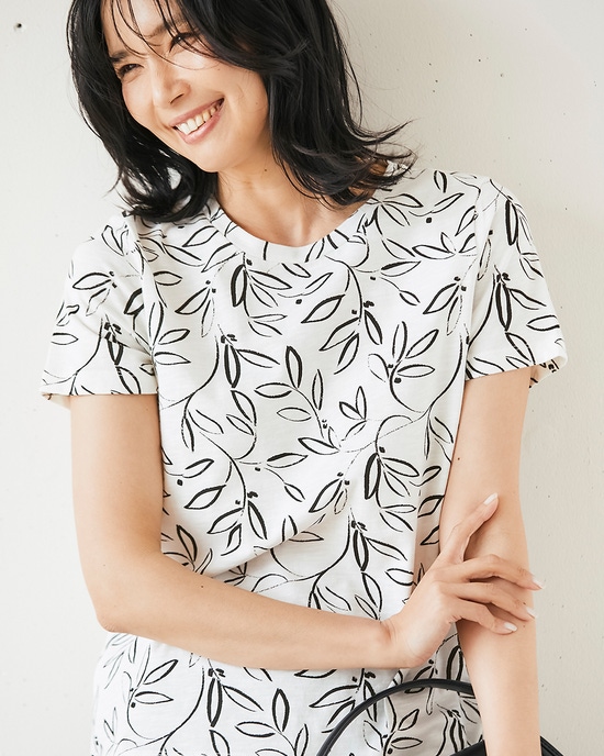 綿スラブ・総柄プリントTシャツ
