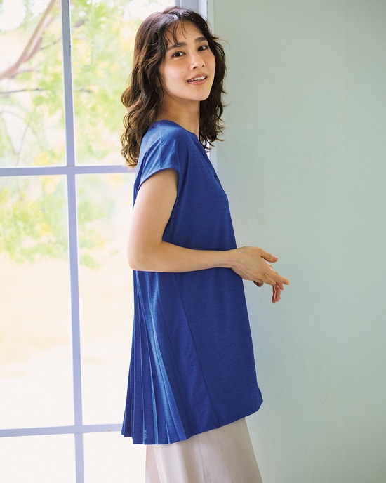 UVスラブ・バックプリーツロングトップス