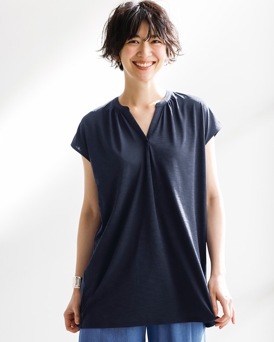 UVスラブ・バックプリーツロングトップス