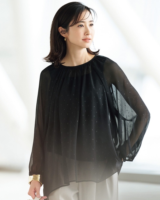 ラメカットジャカード・ギャザーブラウス