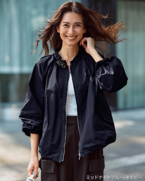 フリルスタンドカラー・タフタブルゾン