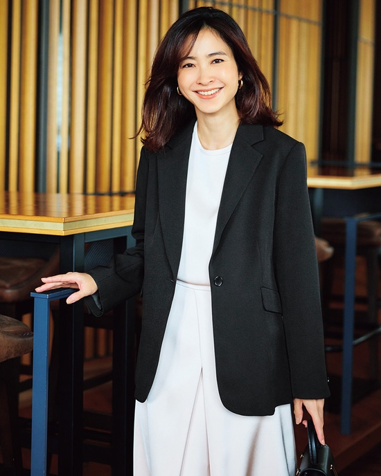 グラシエツイル・バックペプラムジャケット