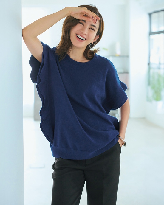 総針編み・サイドフリルプルオーバー