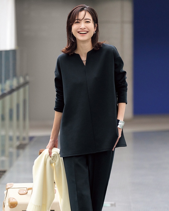 ライトダンボールニット・フレアトップス