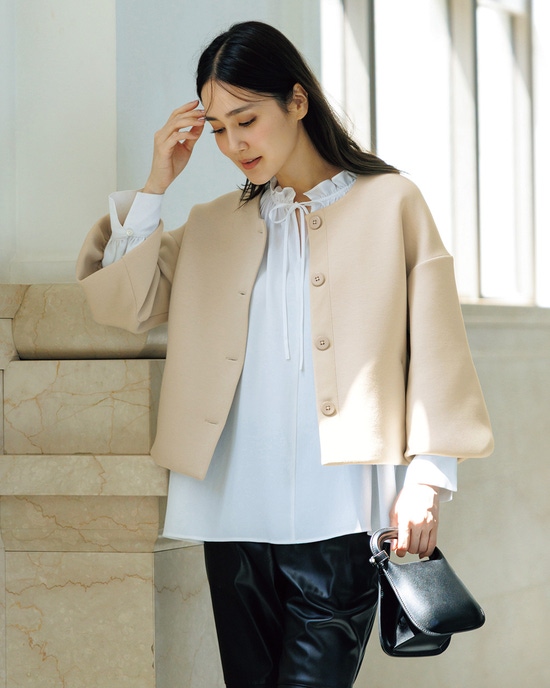 エアーライトフォルム・ノーカラージャケット