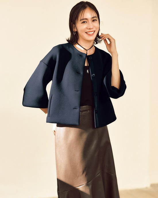 エアーライトフォルム・ノーカラージャケット