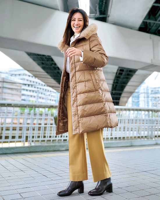 艶Airダウン・エコファーフードロングコート