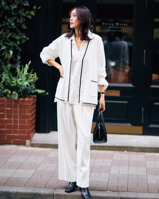 総針編み・Vネックカーディガン