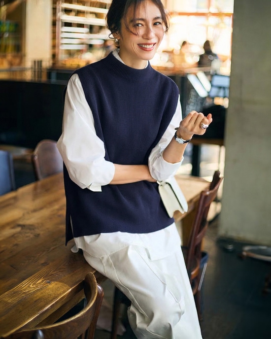 片畦編み・ボトルネックベスト