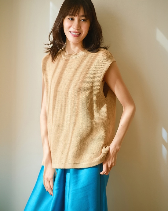 片畦サマーニット・バックスリットベスト