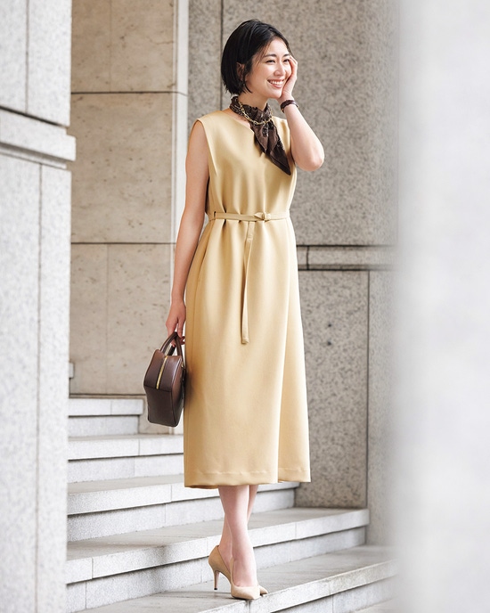 スポンジWクロス・ベルト付きワンピース