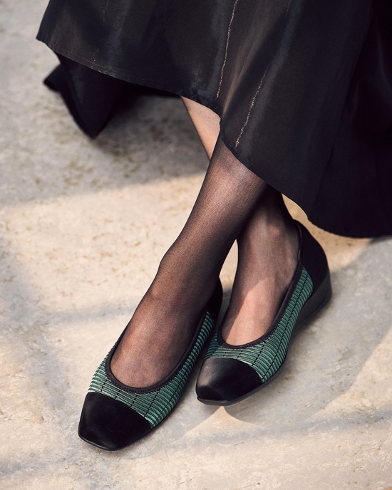 撥水バイカラーパンプス2