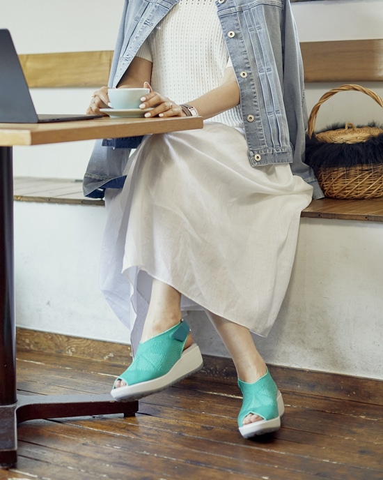 厚底シアーニットサンダル