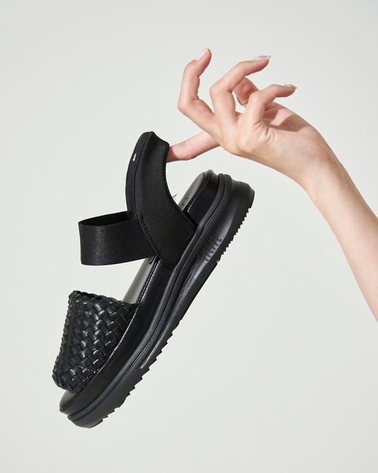 ハンズフリーメッシュLITEサンダル