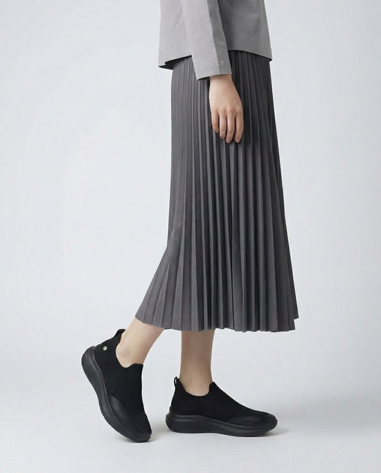 透湿防水スリッポンスニーカー550