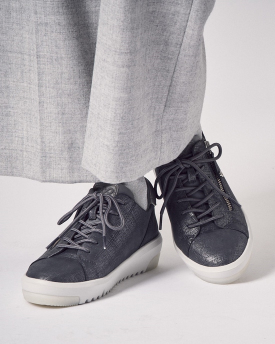 サイドジップレザースニーカー700