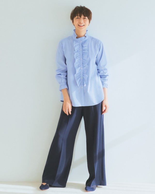 富岡佳子さんが着る「ホワイト、ブルー、ネイビー」/40代50代からの 